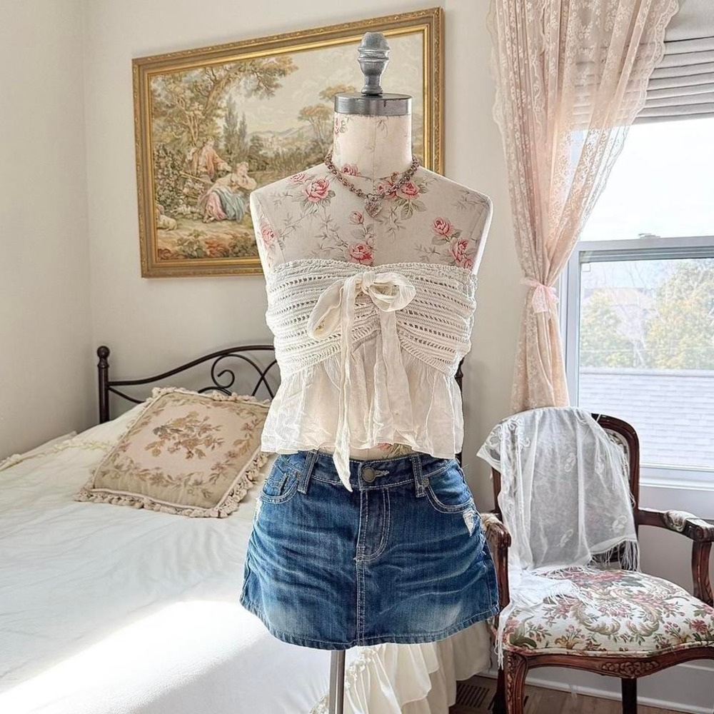 Cream tie-front tube top american eagle cream tie front top size medium